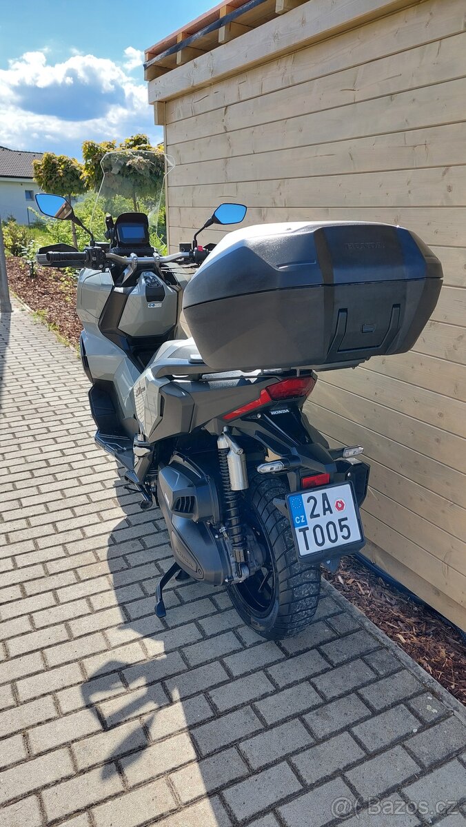 Honda ADV 350 Smart top box 2024 - 3