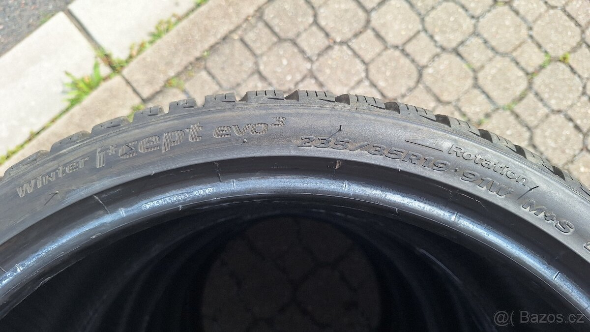 Hankook Winter icept evo3 235/35 R19 91W - 3