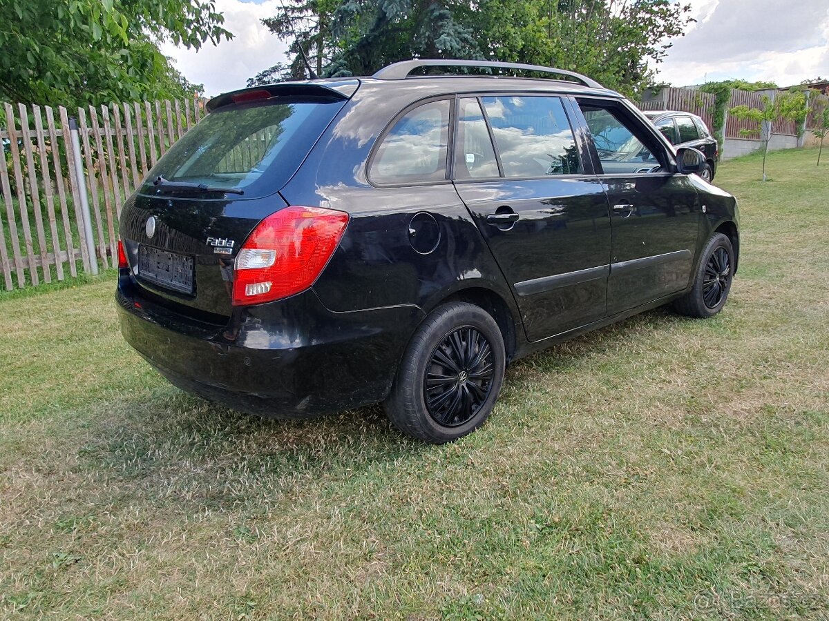 Škoda Fabia kombi 1.4i nová stk - 3