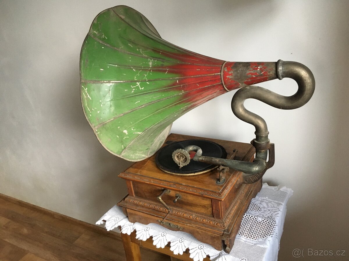 Gramofon s troubou - 3