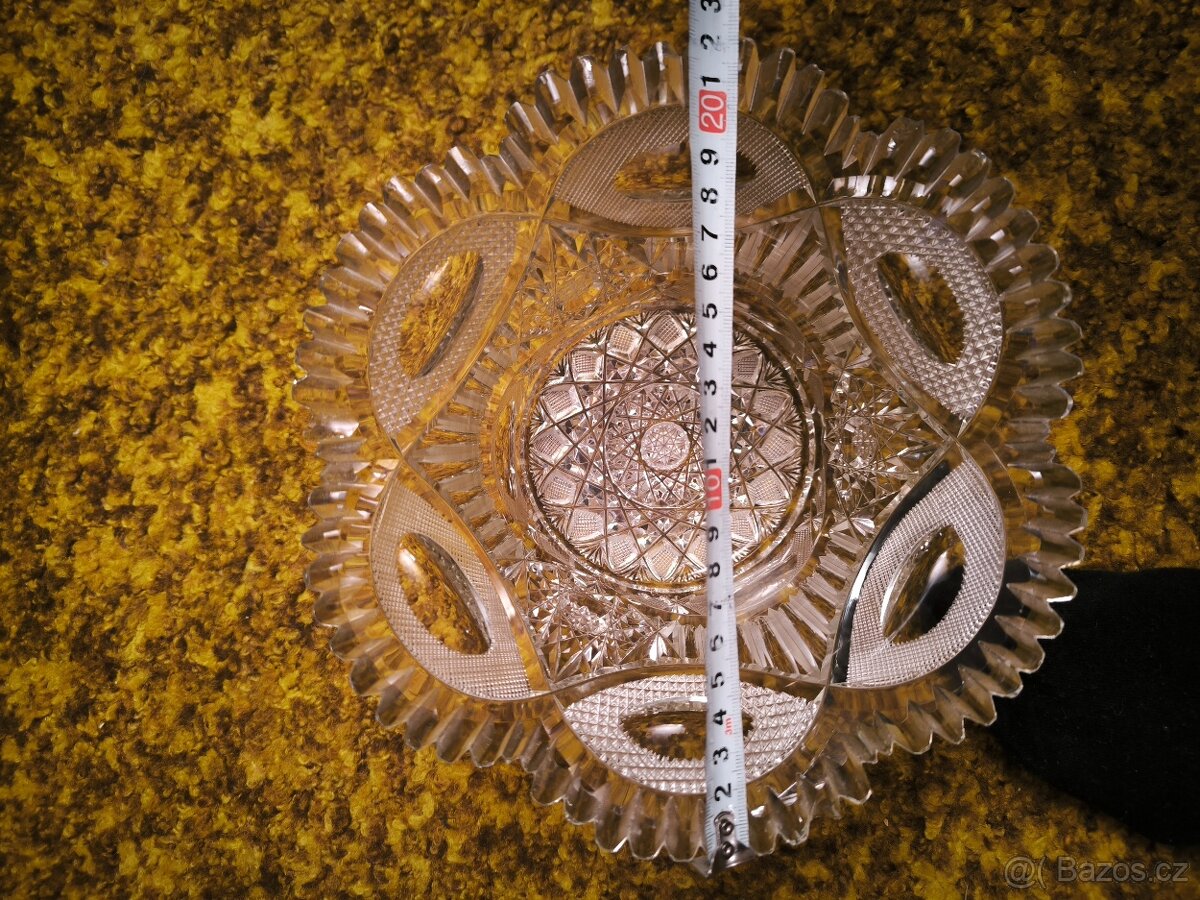 Broušené mísy - 3