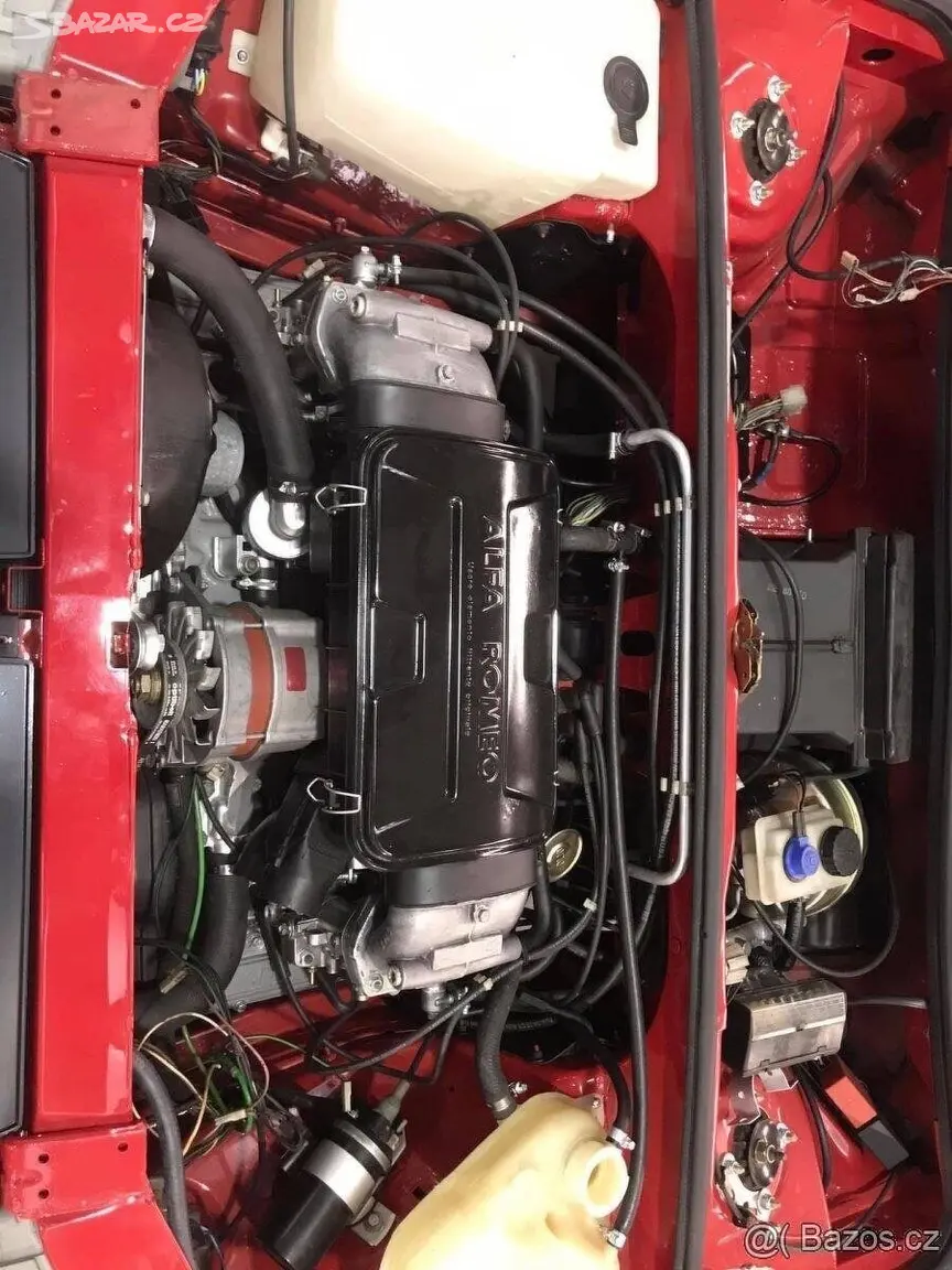 ALFA ROMEO 33 model 905 1,7 QV - 3