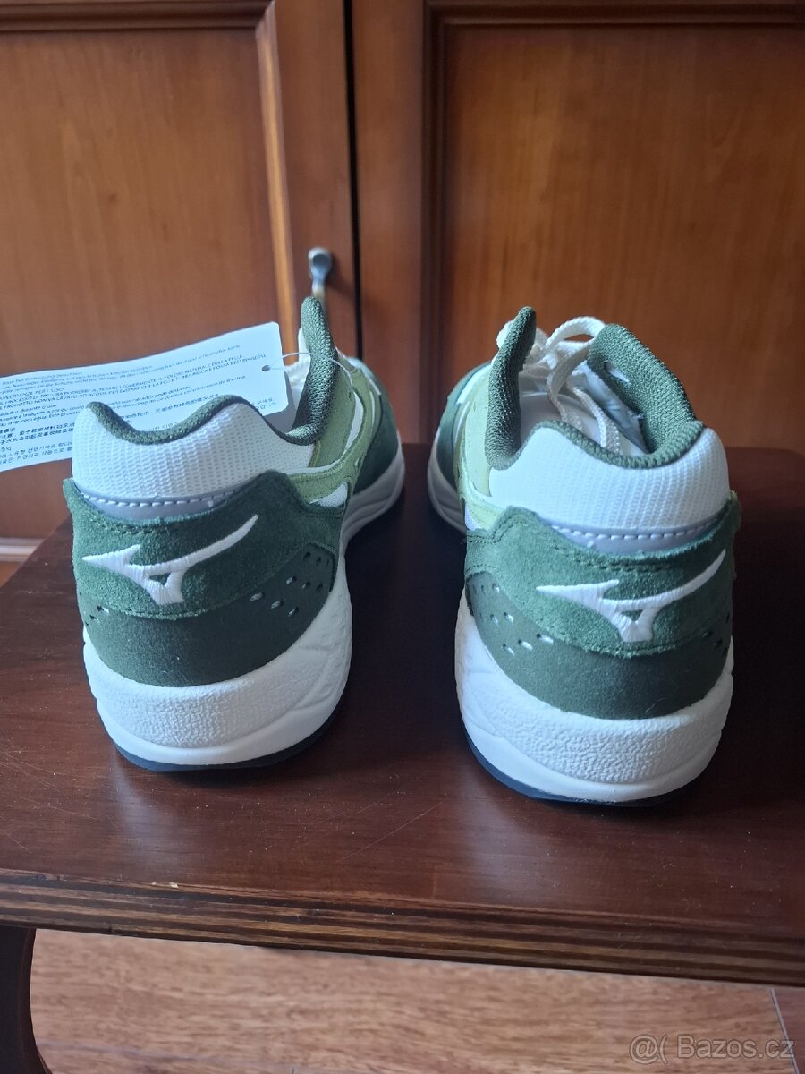 Mizuno contender 42,5 - 3