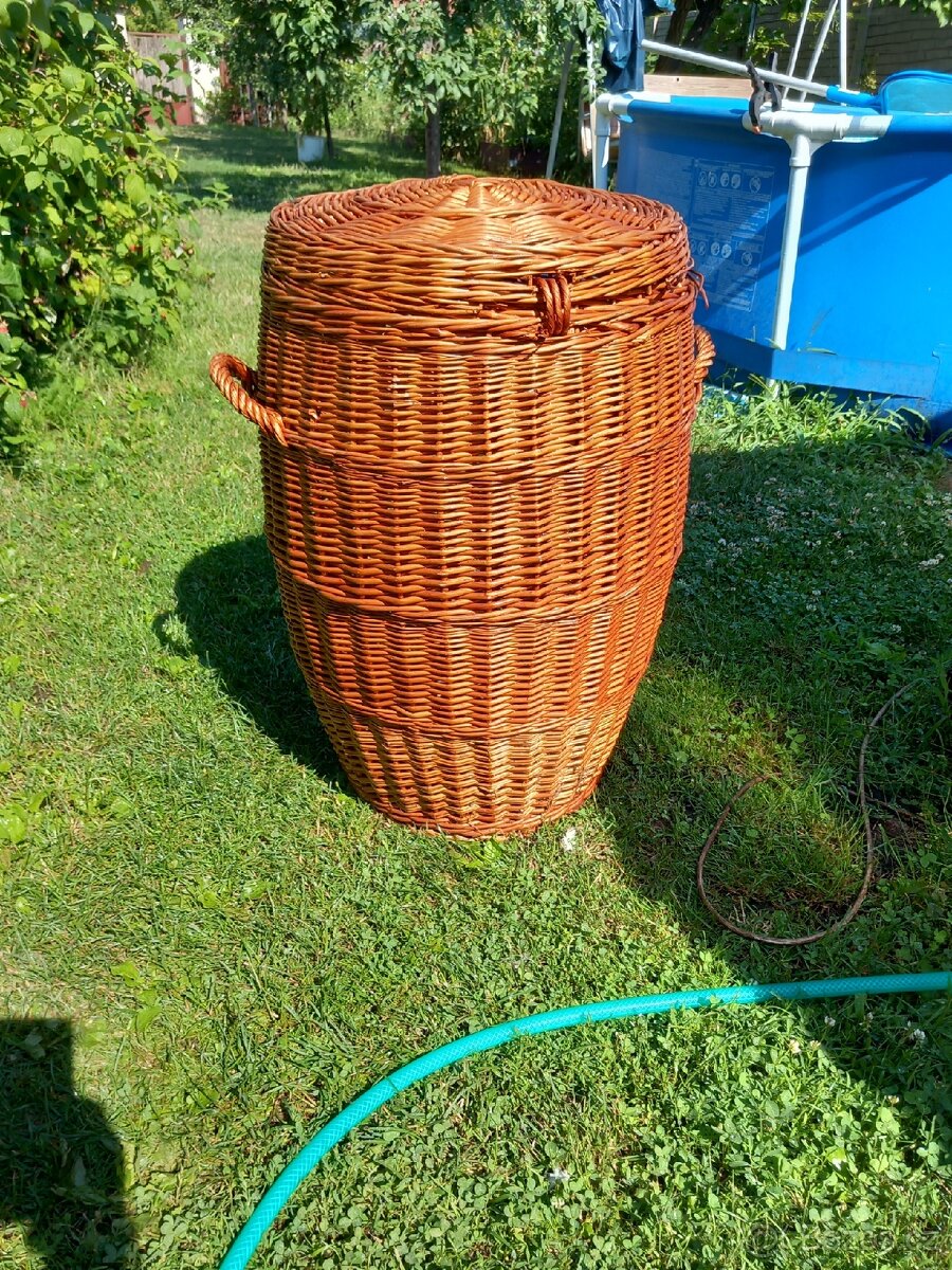 Proutěný koš - 3