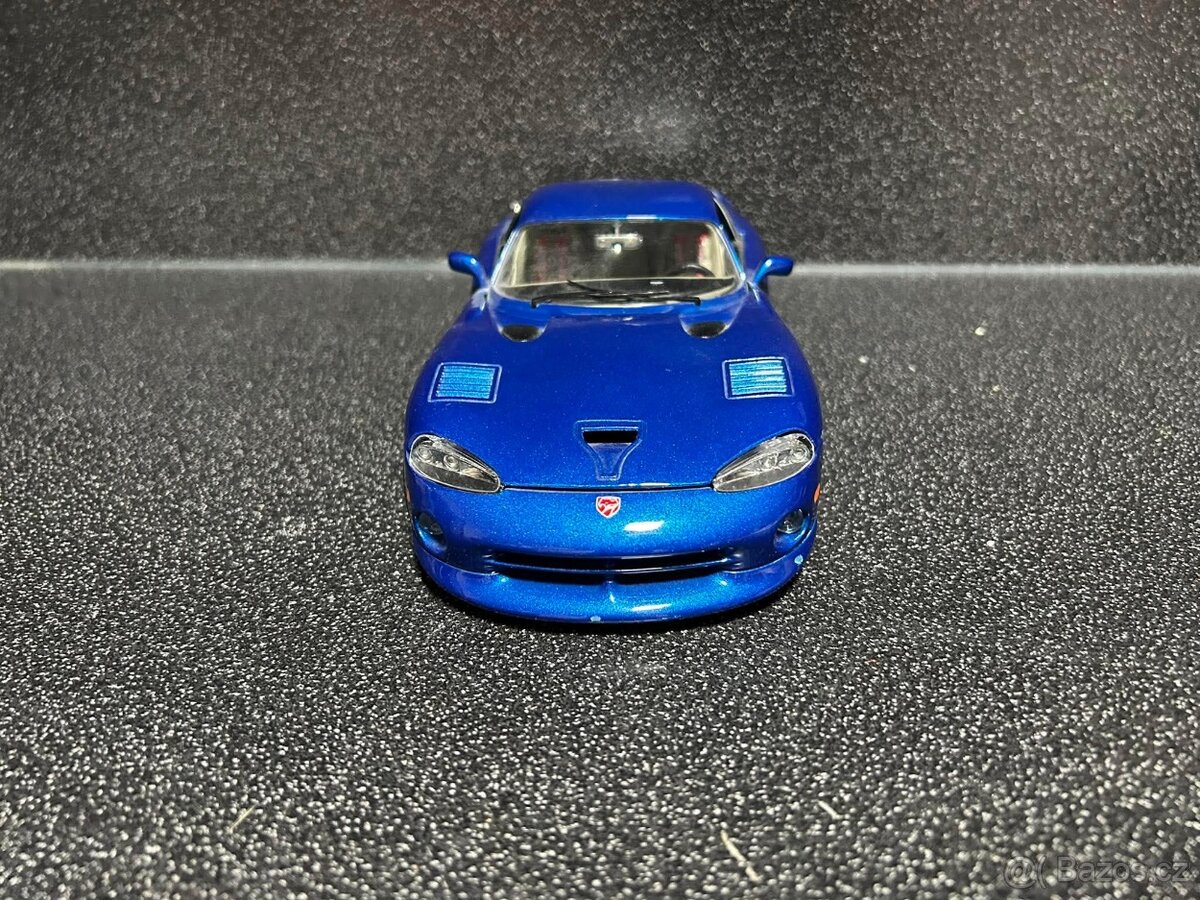 Dodge Viper GTS 1:18 - 3