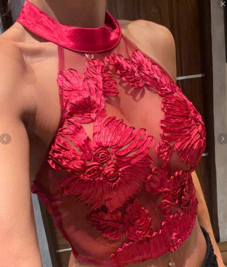 Sexy tilko vinove s kytkama M - 3
