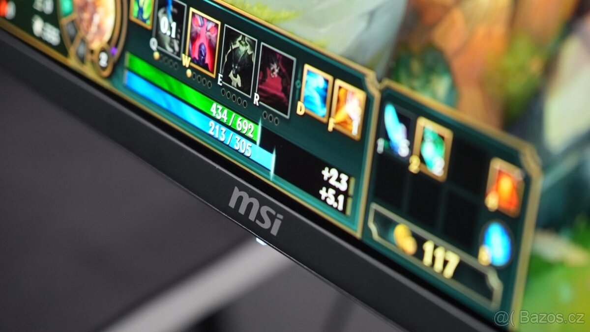 4K OLED 27" monitor MSI - výborný stav, záruka - 3