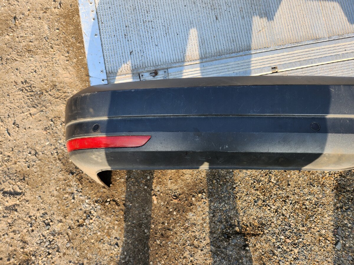 VW CADDY zadní nárazník s park. senzory - 3