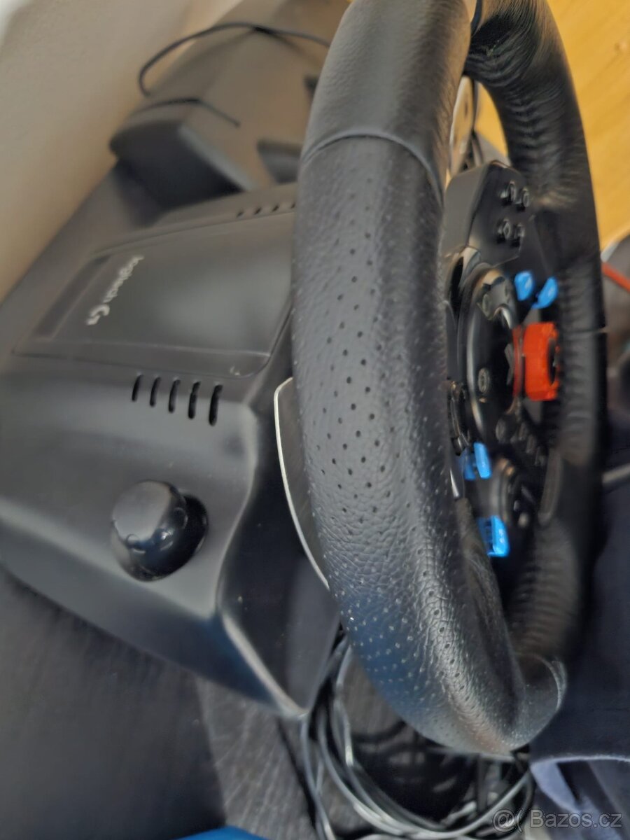 Herní volant Logitech G29 + řadicí páka Logitech Shifter - 3