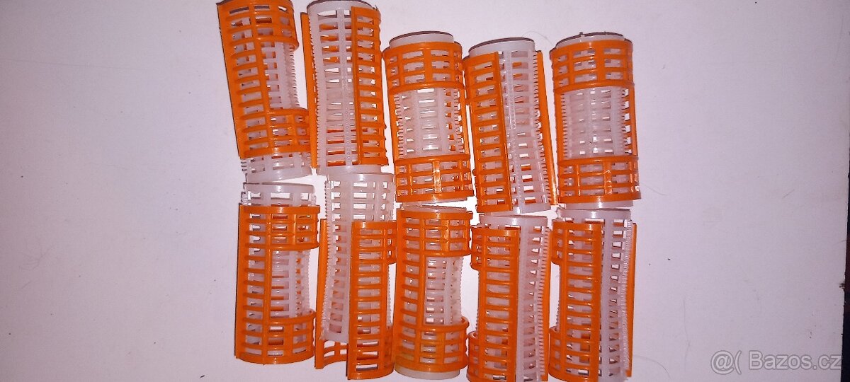 Retro na natáčky na vlasy a kulma - 3