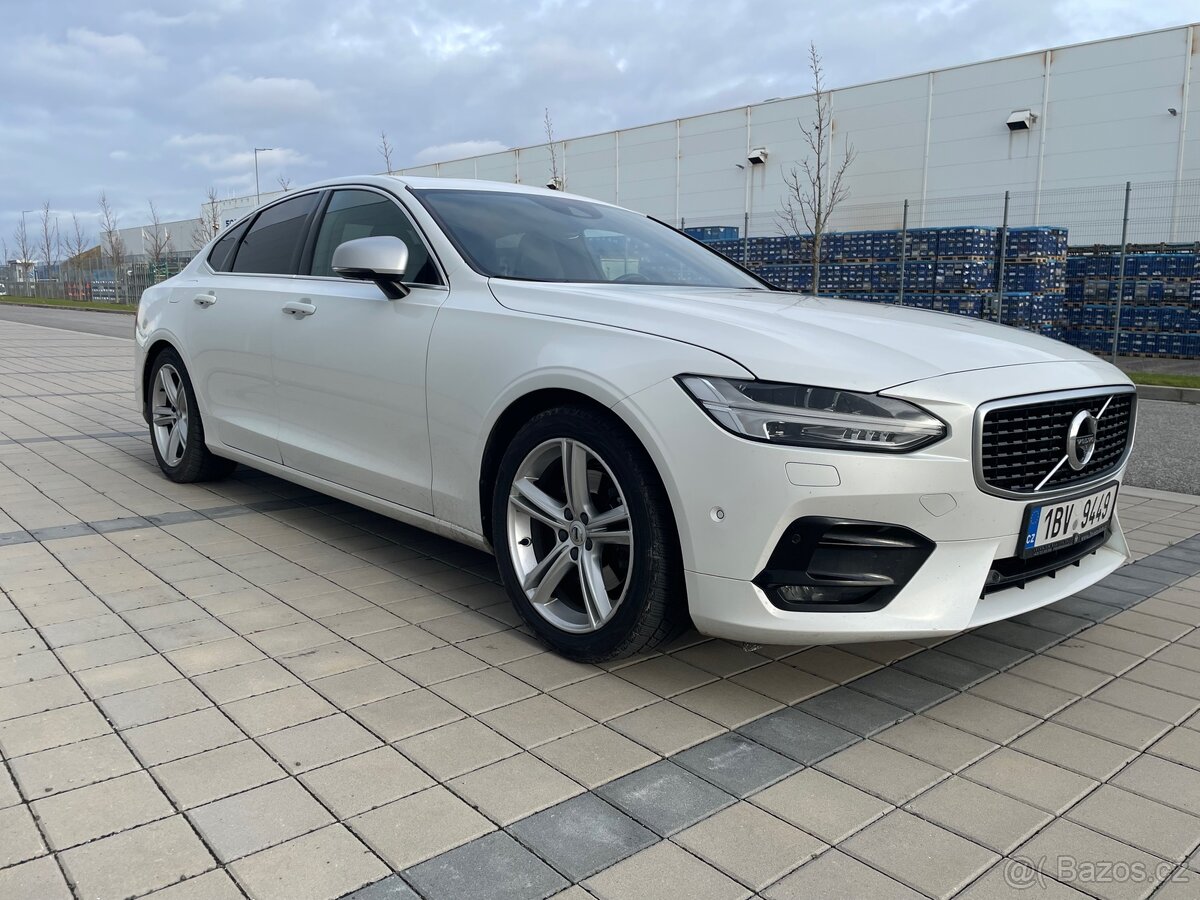 Volvo S90 D4 140kW R-Design - 3