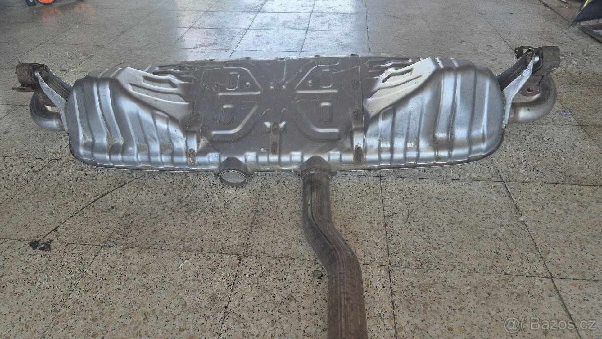 VW Touareg 2.5 TDI, výfuk - 3