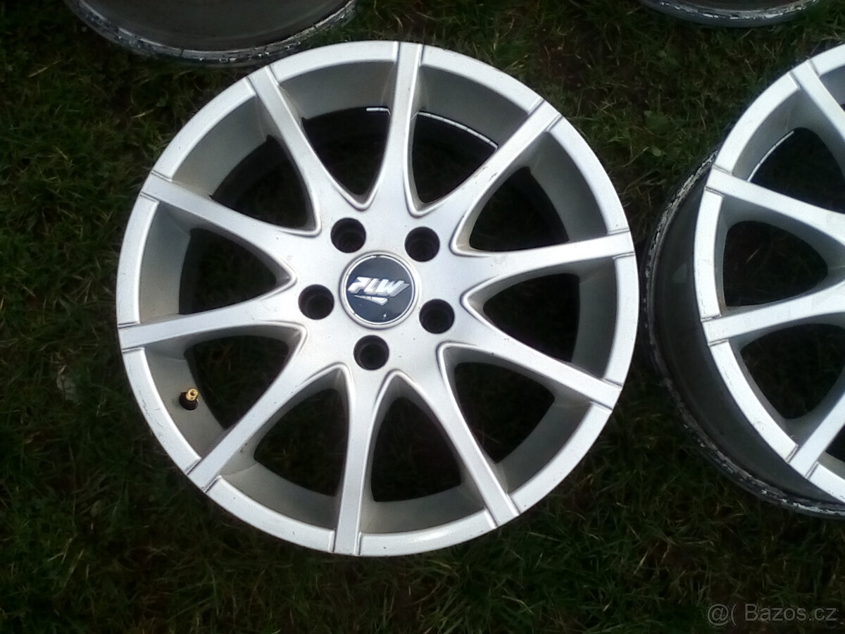 Prodám hliníková kola na vozidla Renault - 3