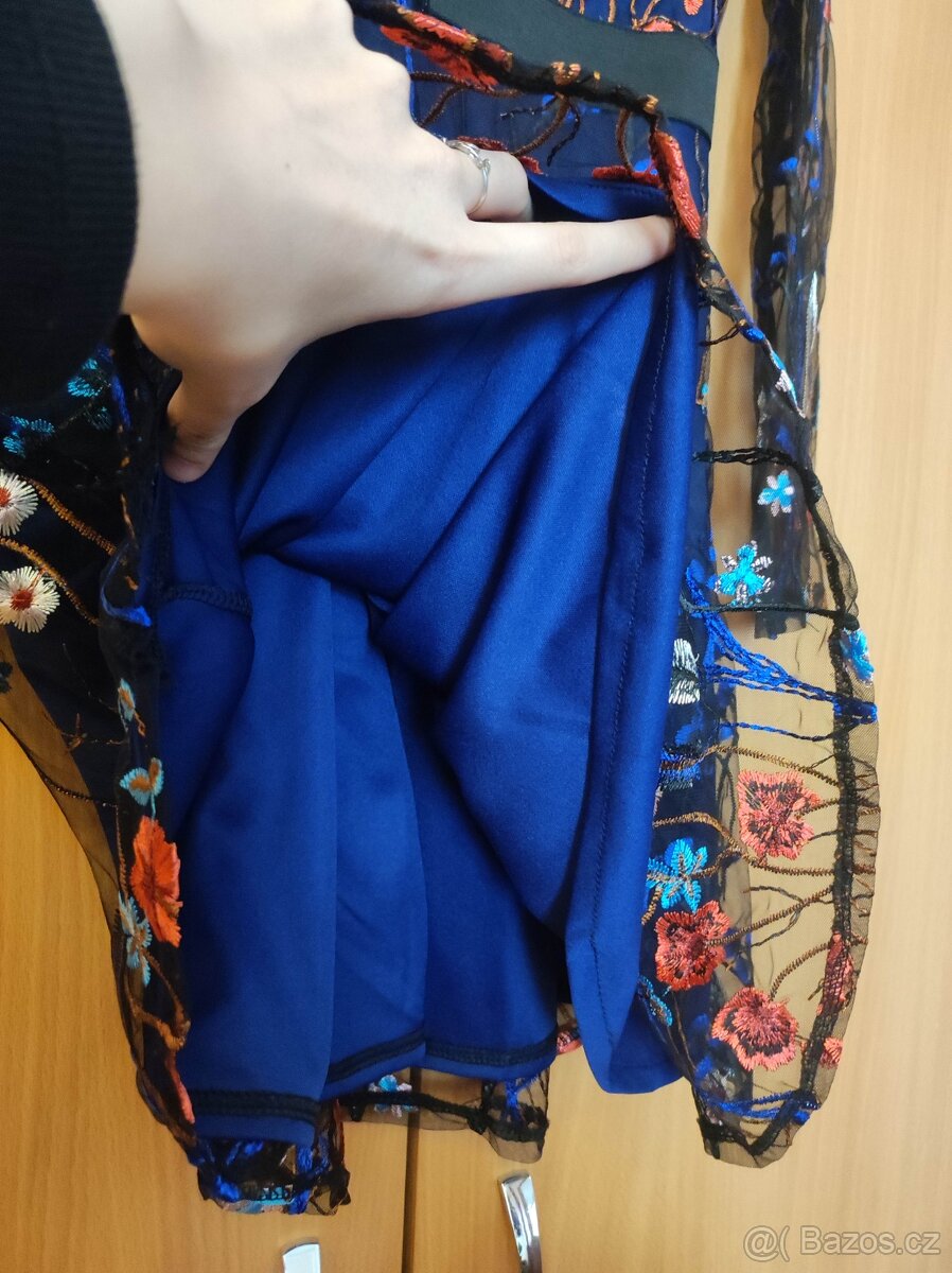 Tmavě modré šaty - 3