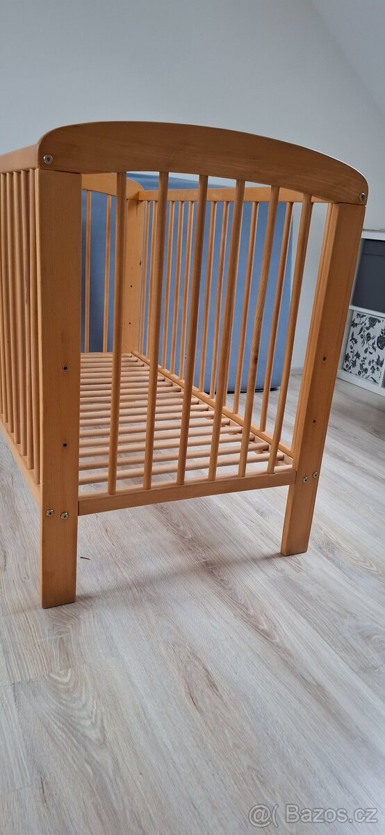 dřevěná postýlka pro miminko - 3