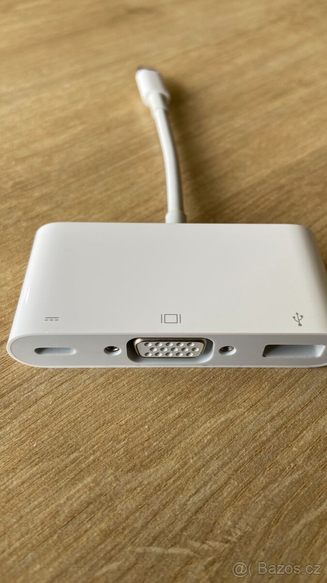 Apple USB-C Multiport Adapter s VGA - 3