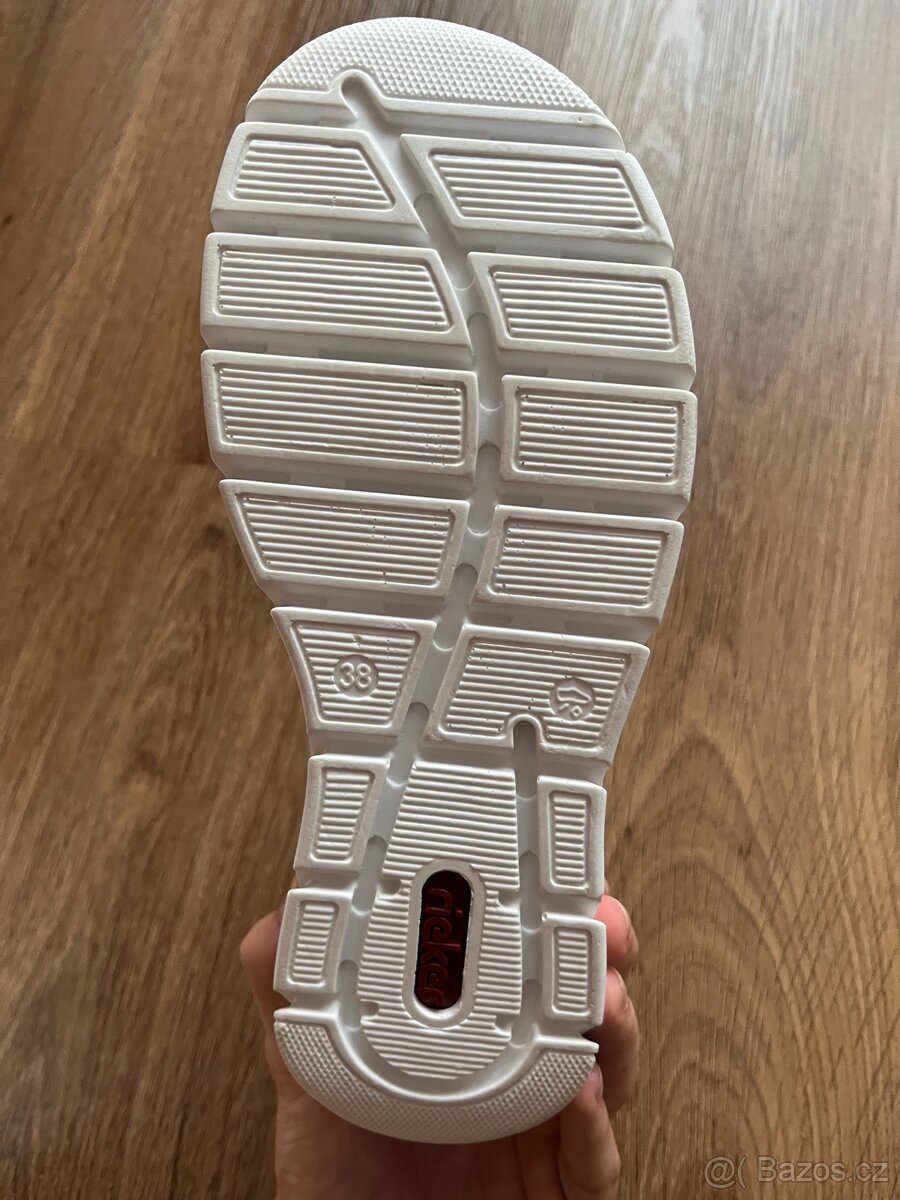 Prodám dámské vycházkové boty - 3