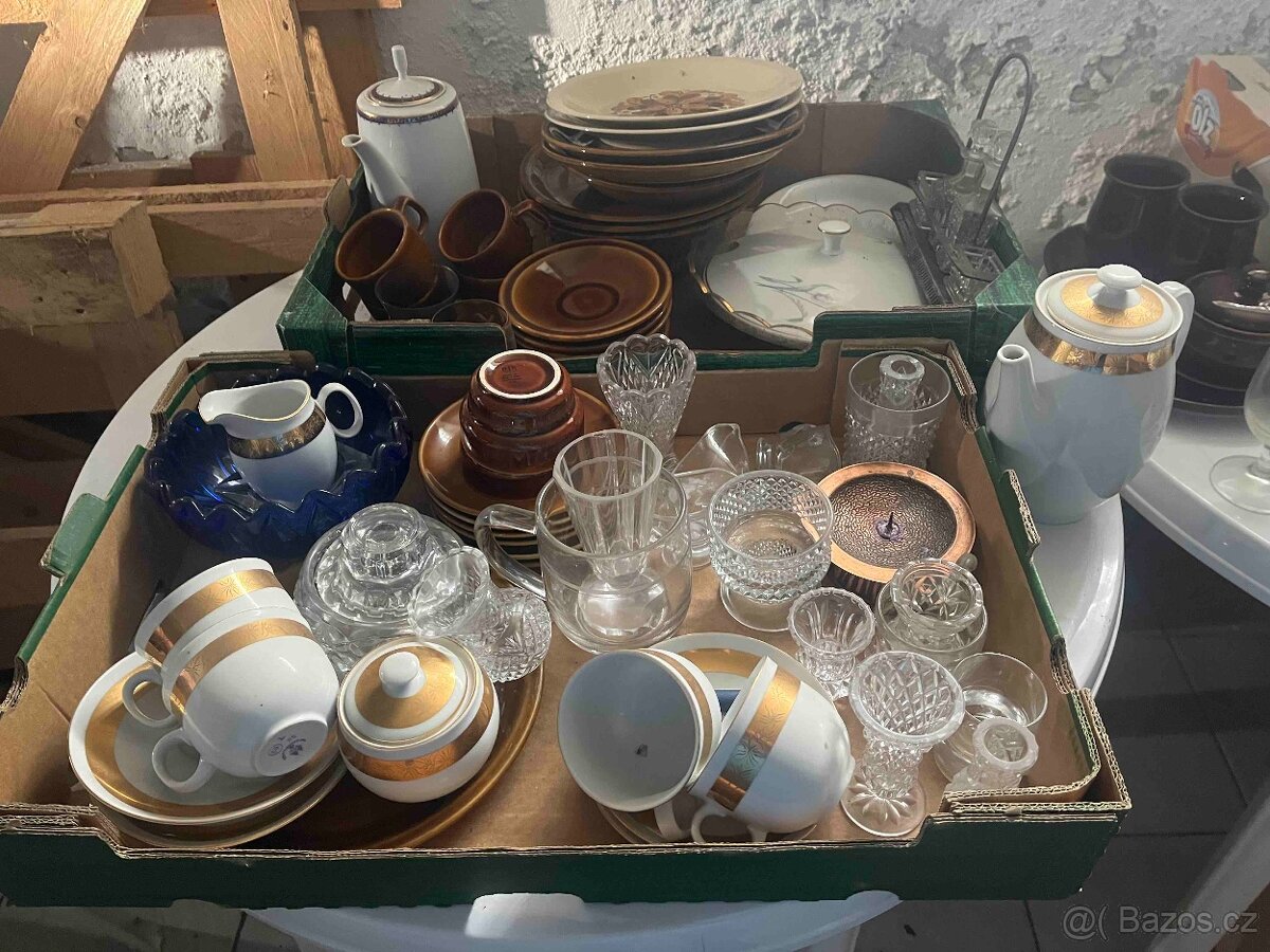 skleničky a hrnky - 3