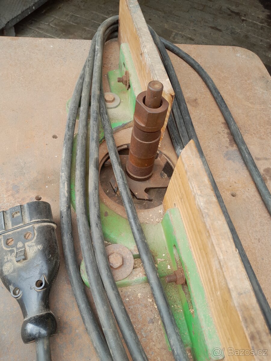 Frézka na dřevo - 3