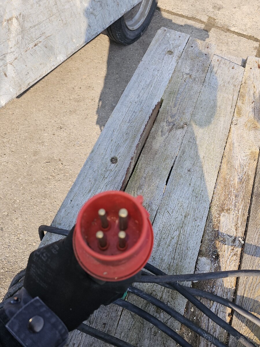 Cirkularka dobrý dělník - 3