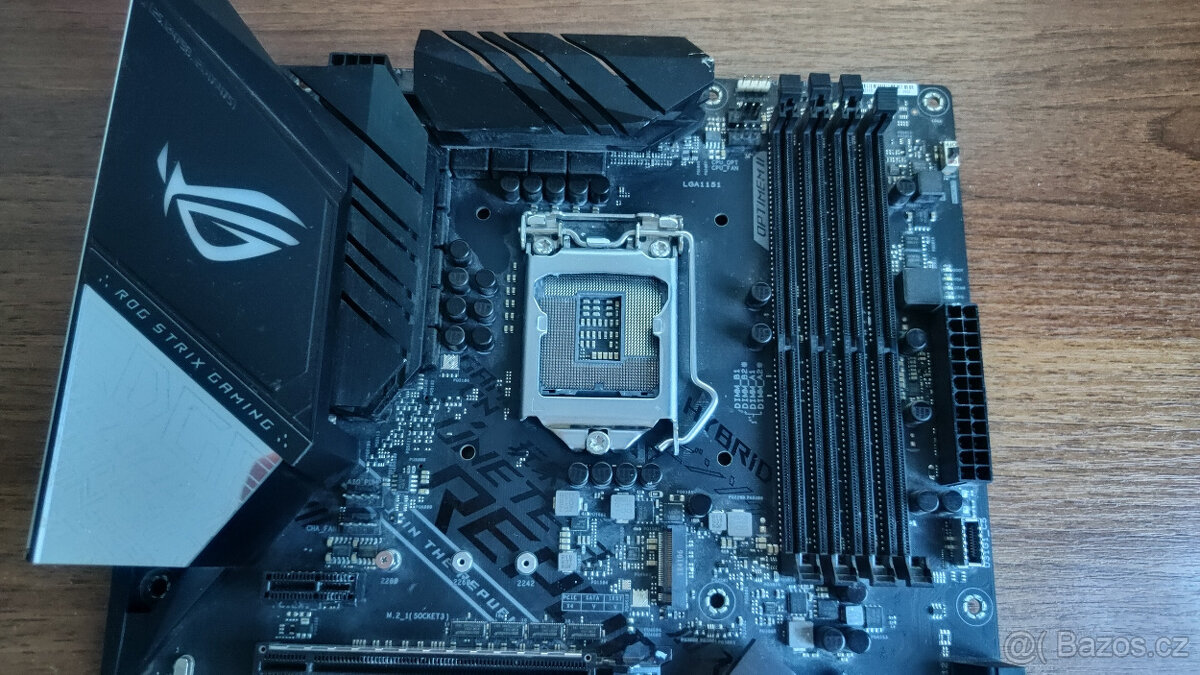 Asus ROG STRIX Z390-F GAMING - 3