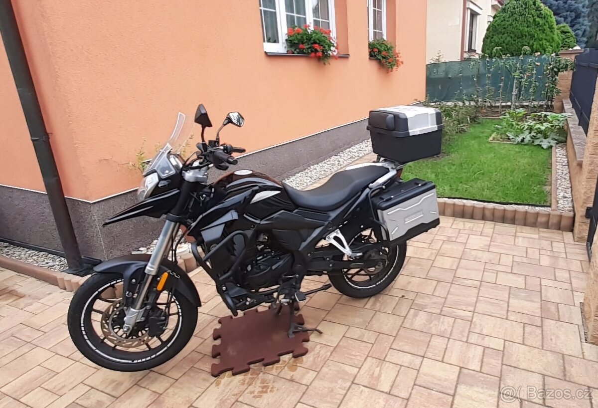 Yuki 125 XTR II