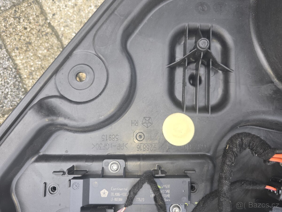 Jeep grand cherokee prave zadni dvere - 3