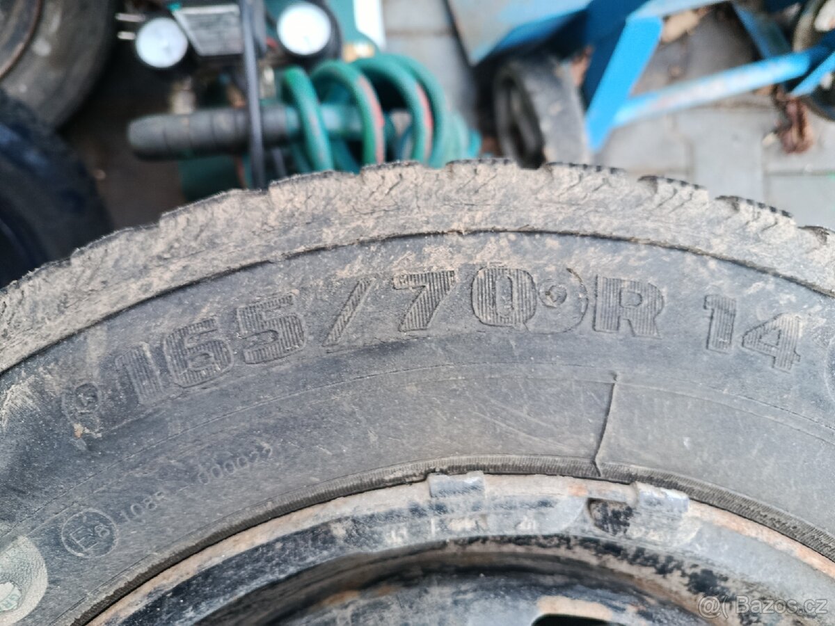 Pneu 165/70/14 zimní - 3