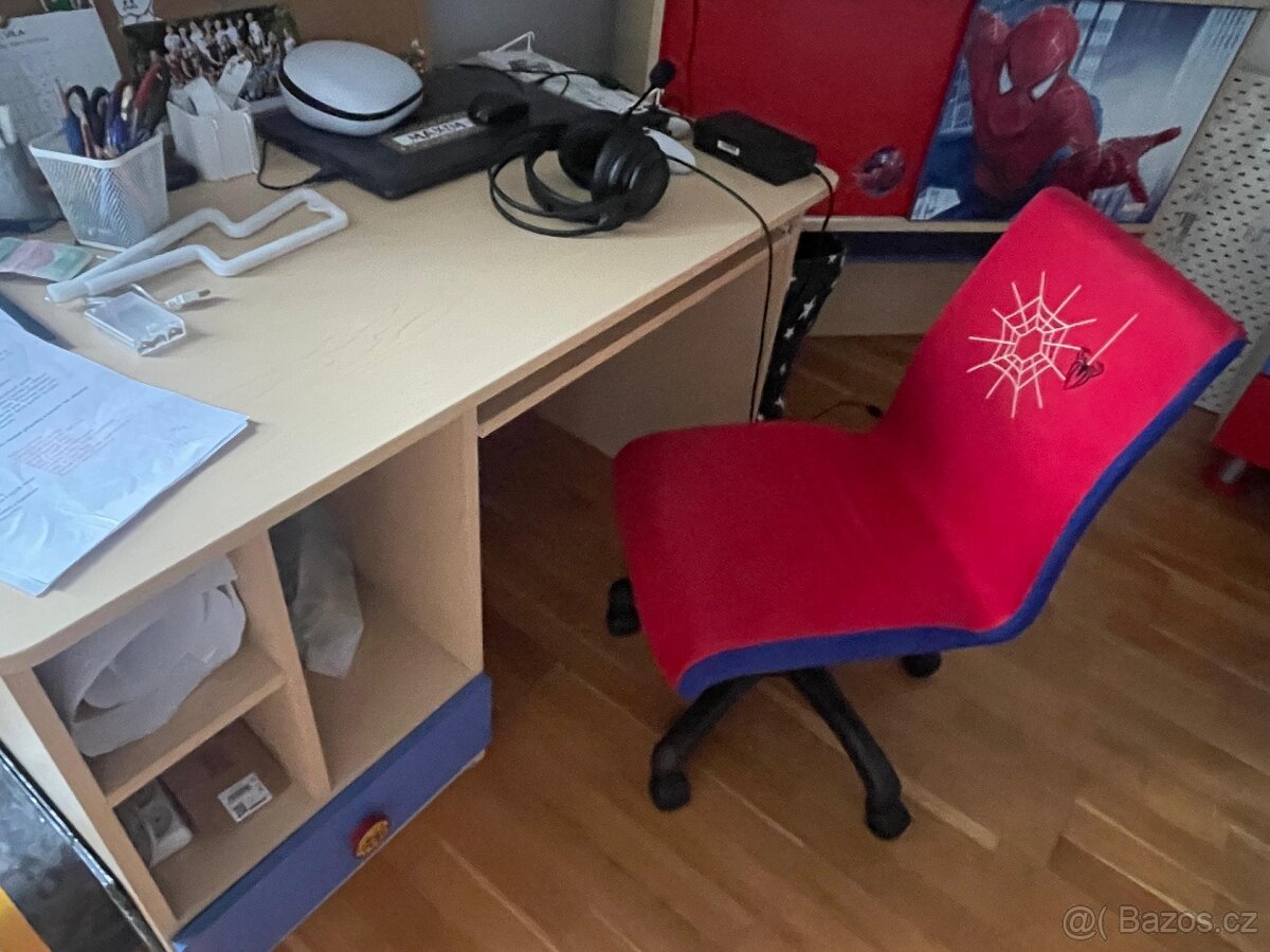 Prodám dětský nábytek SPIDERMAN - 3