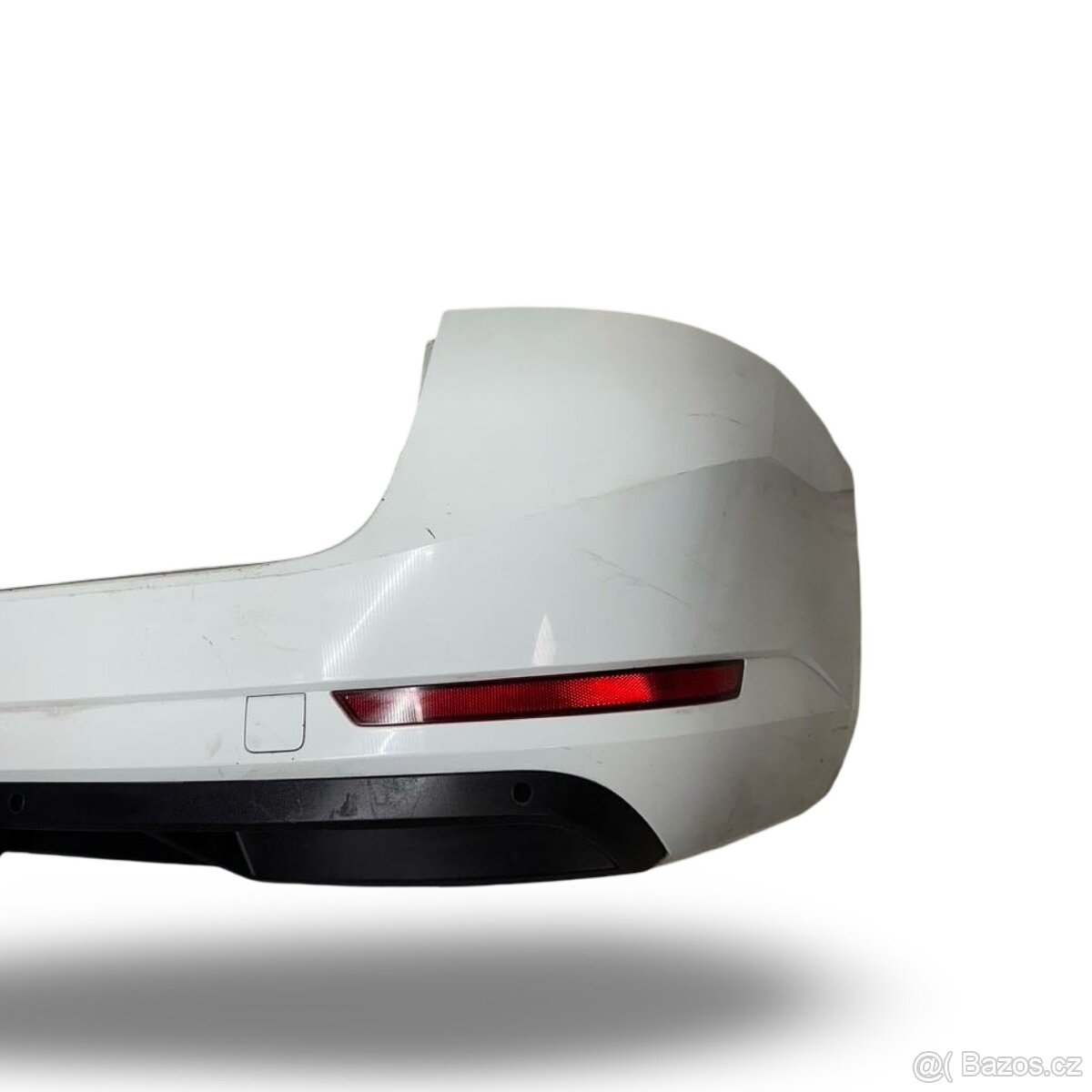 Zadní nárazník bílá metalíza LC9A Škoda Superb 3 r.v. 2017 - 3