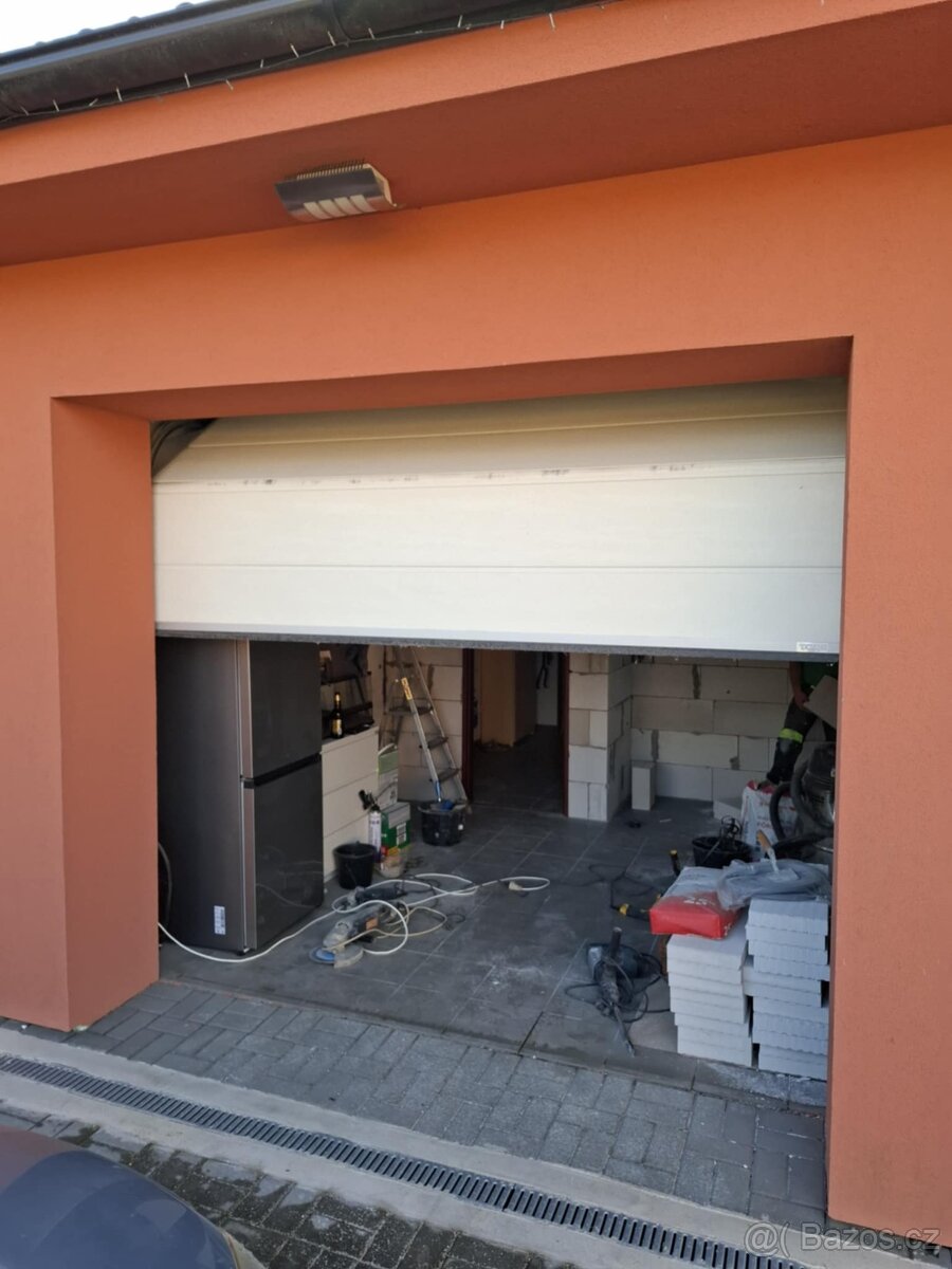 Garážová vrata s pohonem - 3