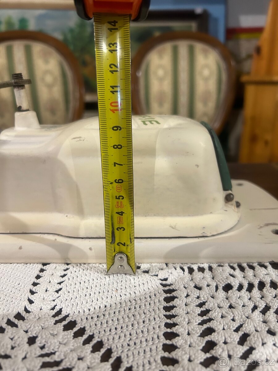 Starožitný litinový mlýnek na zeď Peter Dienes - 3