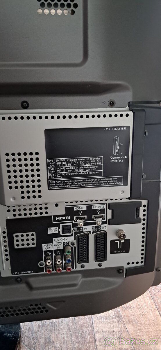 Panasonic Viera TX-P42U104+Set-top box,Hdmi - 3