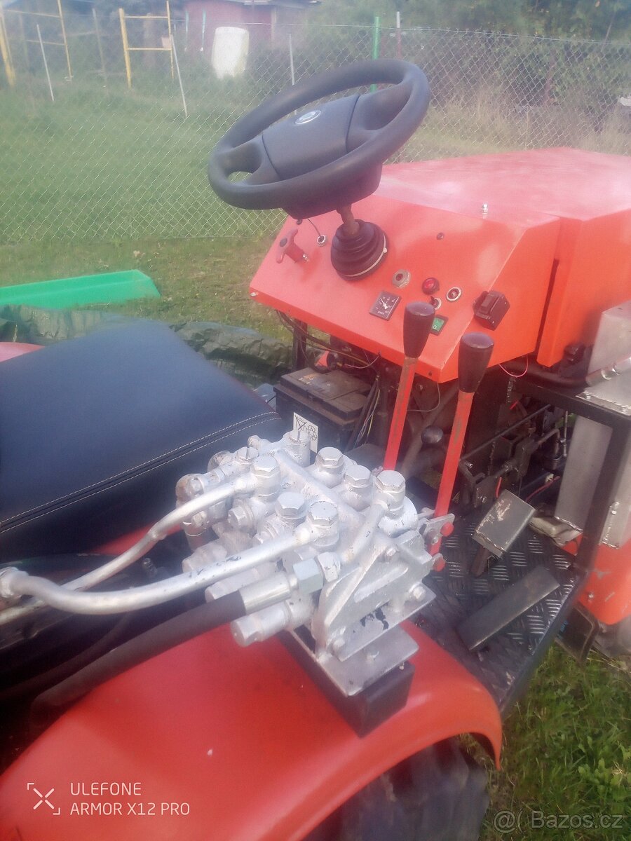 Prodám traktor domácí výroby - 3