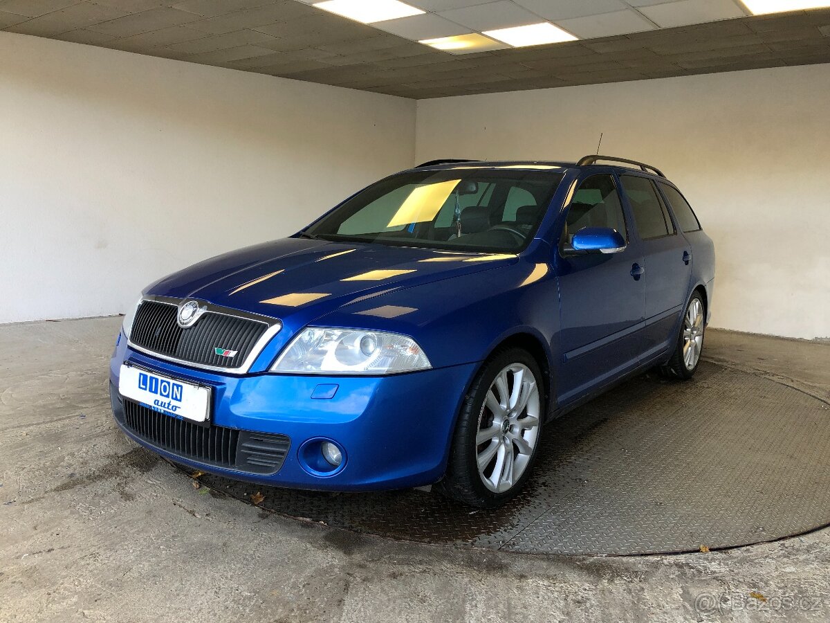 ŠKODA OCTAVIA 2.0TDI COMBI RS - 3