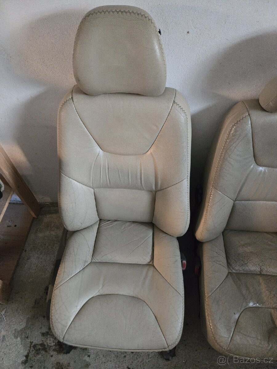 Sedačky Volvo xc70 - 3