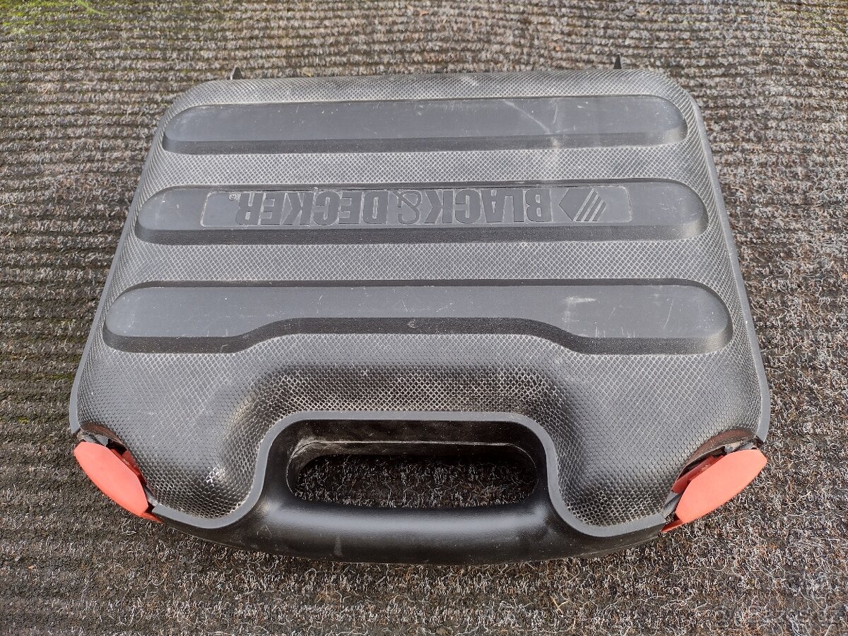 Aku vrtací šroubovák Black&Decker - 3