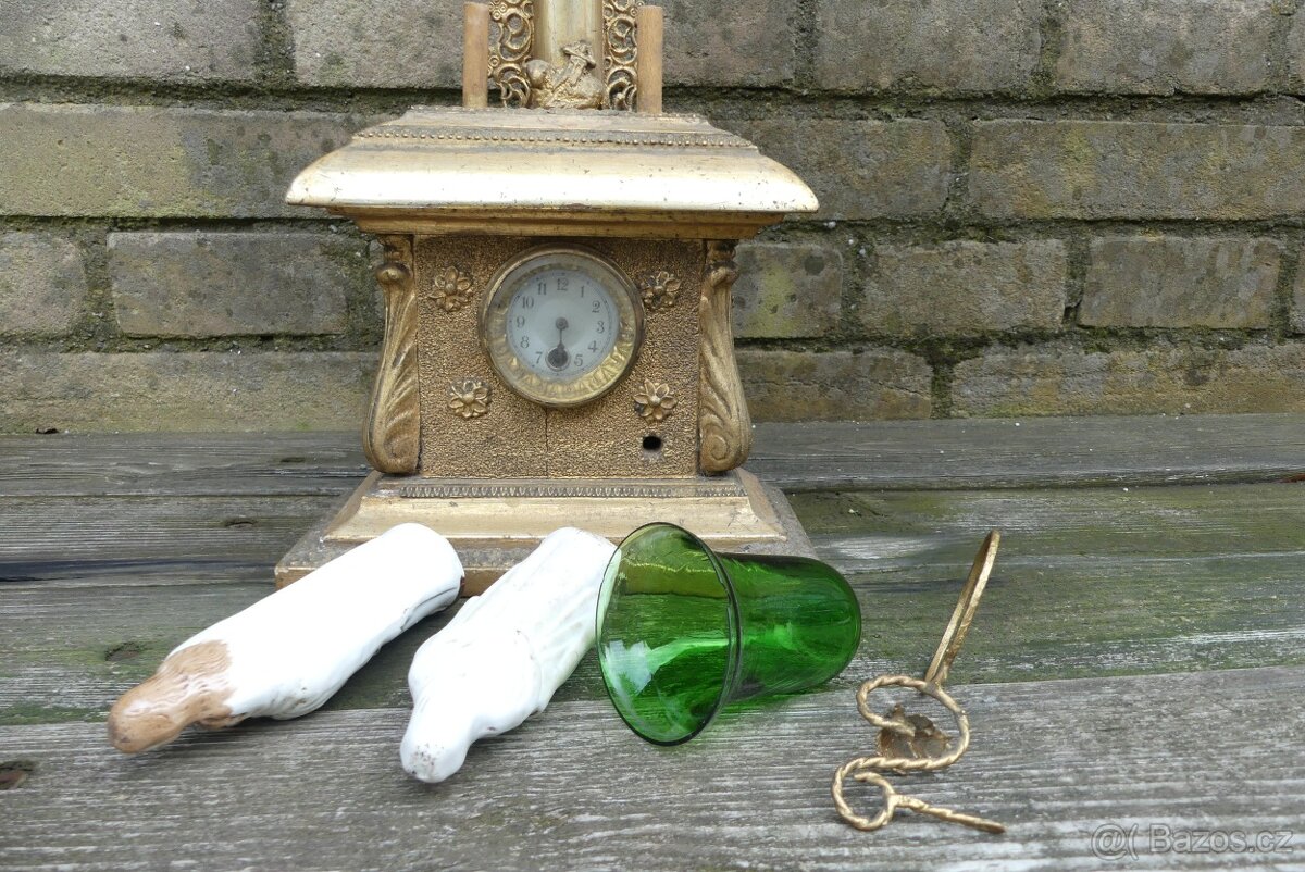 Starožitný kříž, domácí oltář s hodinami - 3