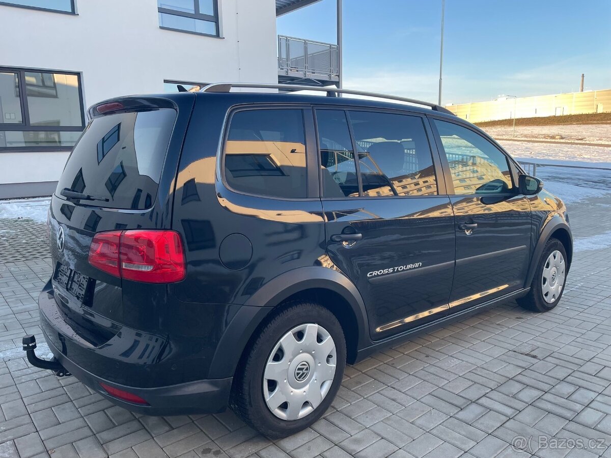 VW Touran CROSS 2.0TDi 103kw•DSG•2013•Tažné•2xklíč•2xkola - 3
