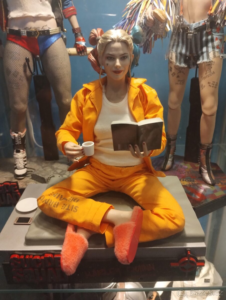 Figúrka Hot Toys Suicide Squad Harley Quinn (Prisoner Versio - 3