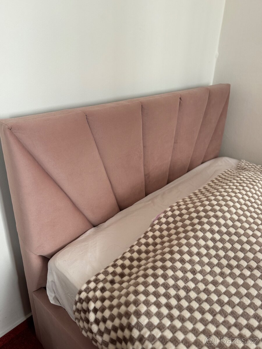 Čalouněná postel s úložným prostorem - 3