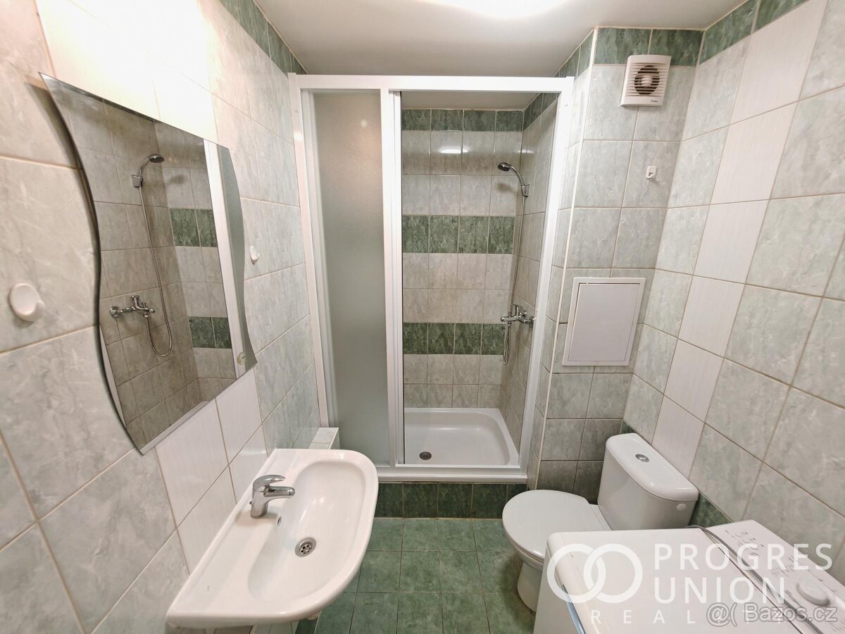 Pronájem bytu 1+kk, ul. Oskol, Kroměříž - 3