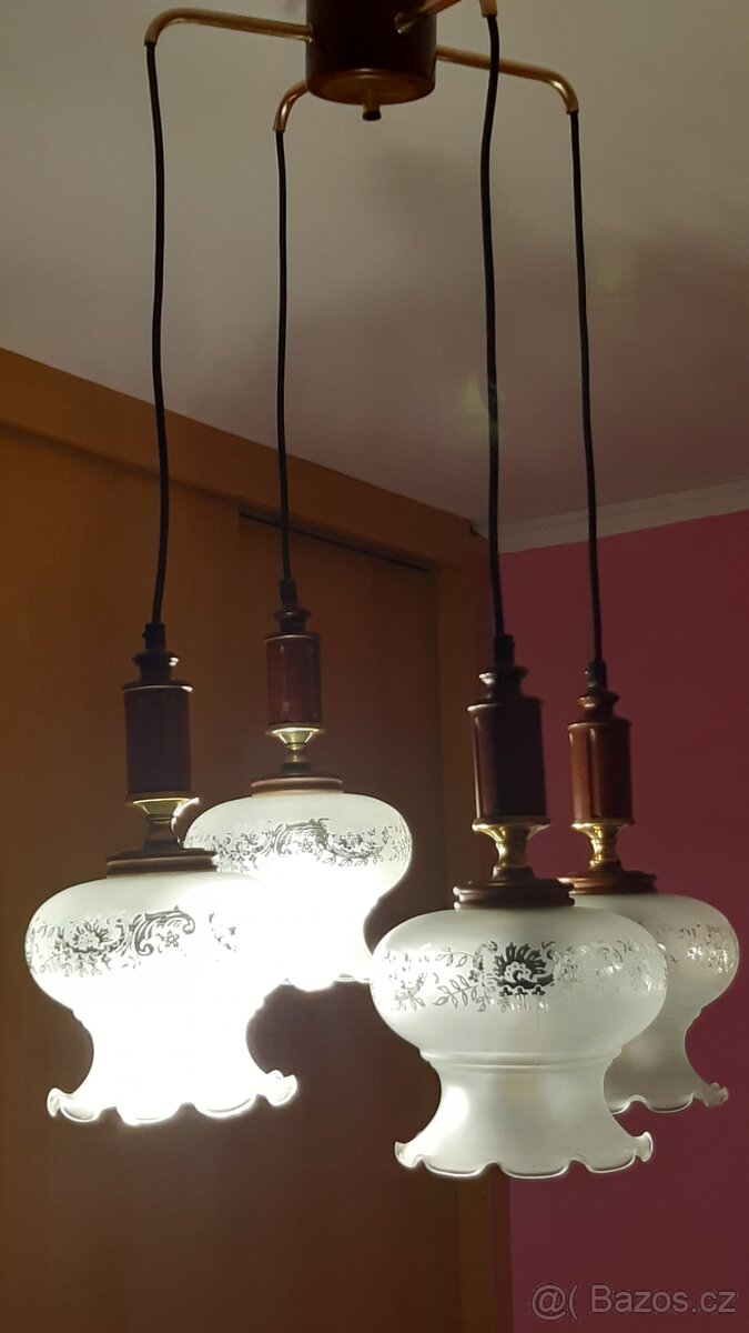 Lustr s visícími světly - 3