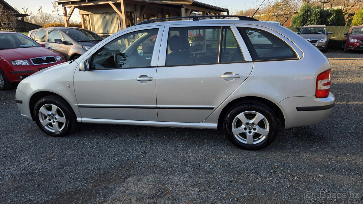 ŠKODA FABIA KOMBI 1.4 16V AMBIENTE 1MAJITEL - 3