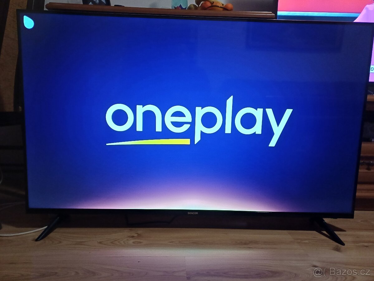 4K Smart TV 55" Sencor SLE 55US800TCSB -140cm - 3