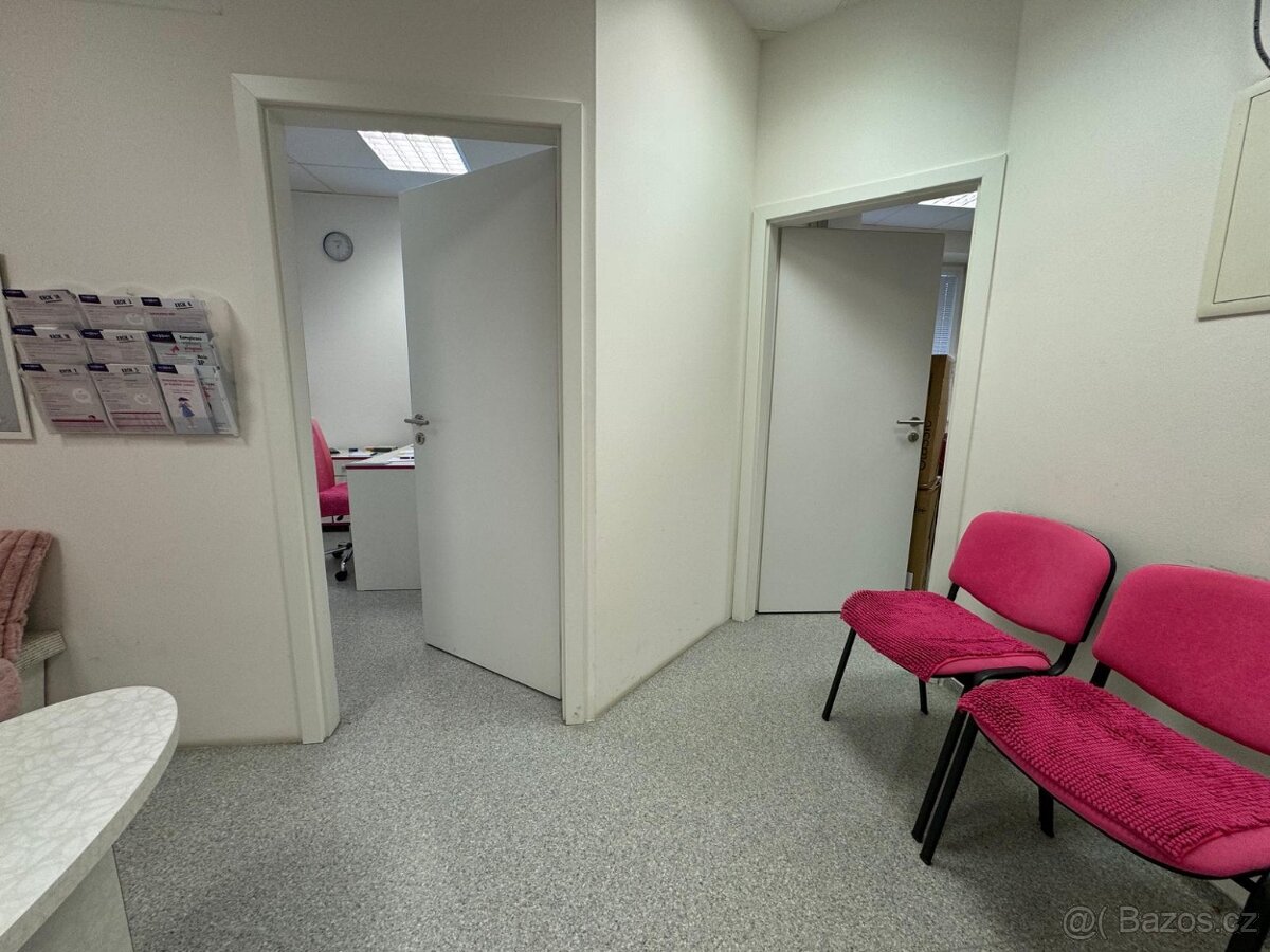 Pronájem kancelář Zlín - 3