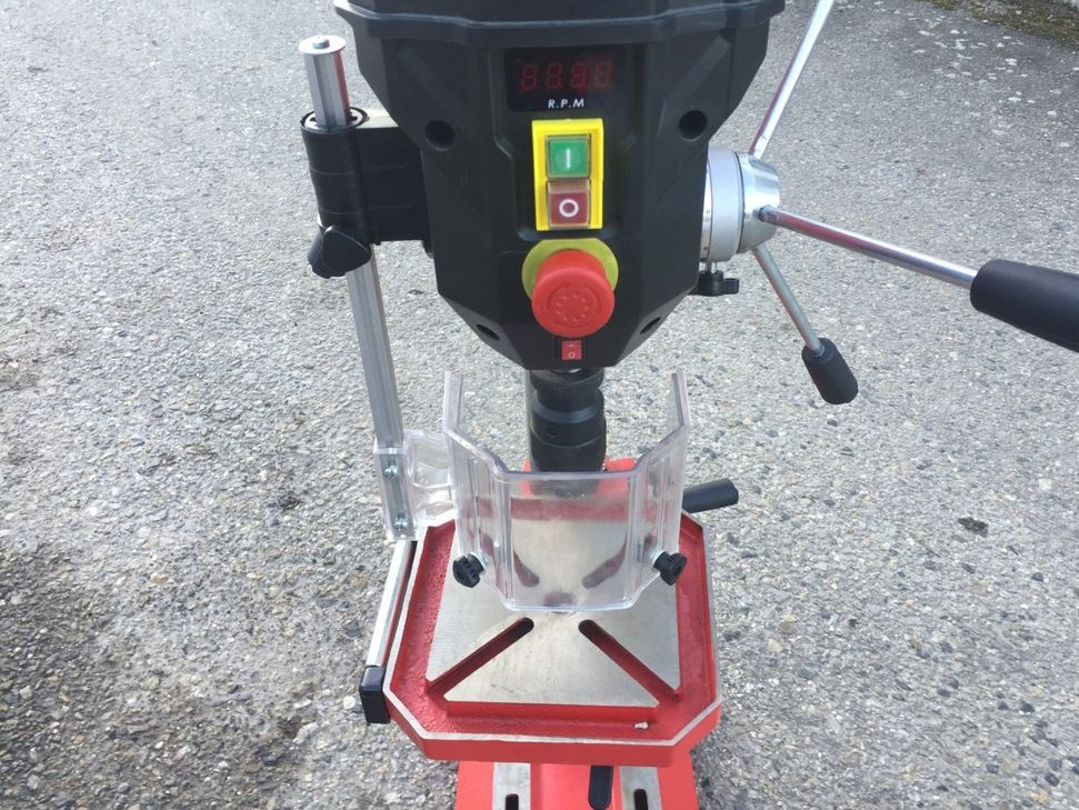 Stojanová, sloupová vrtačka s variátorem TE-BD 750 - 3
