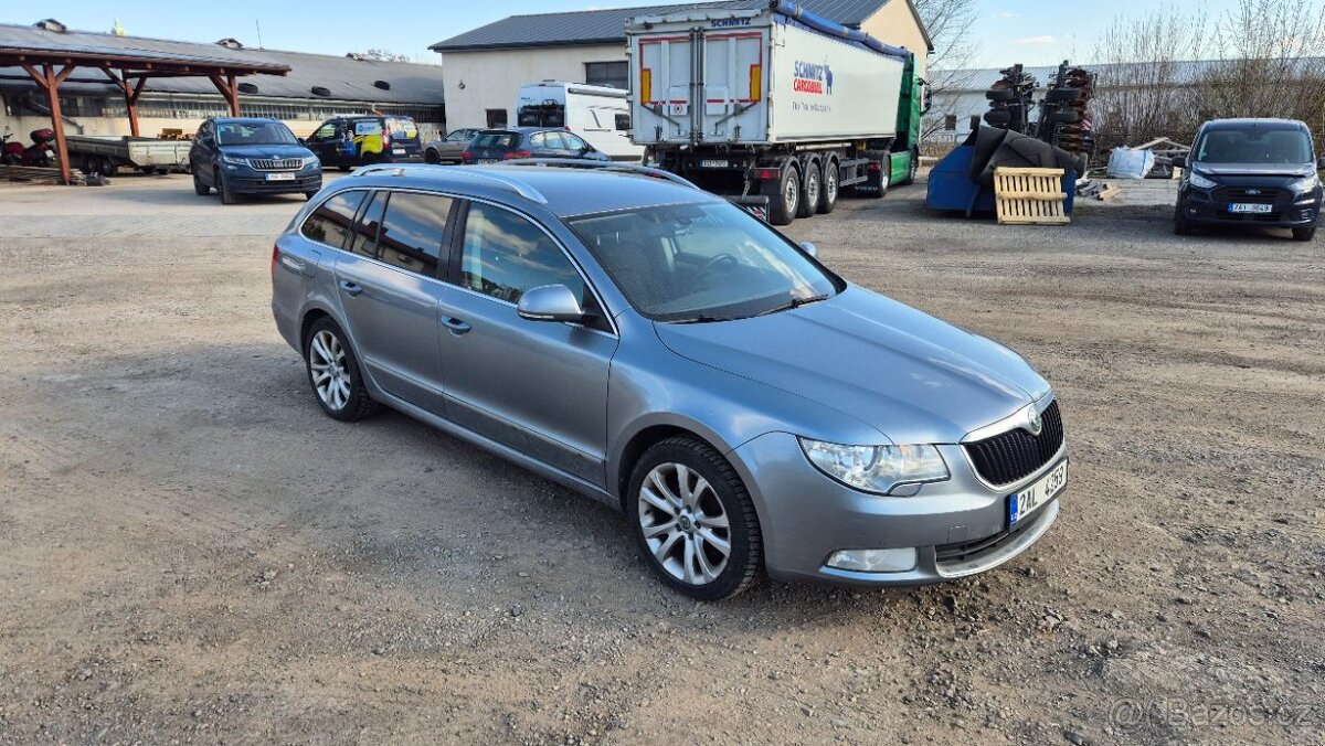 Superb 103kW 4x4 - 3