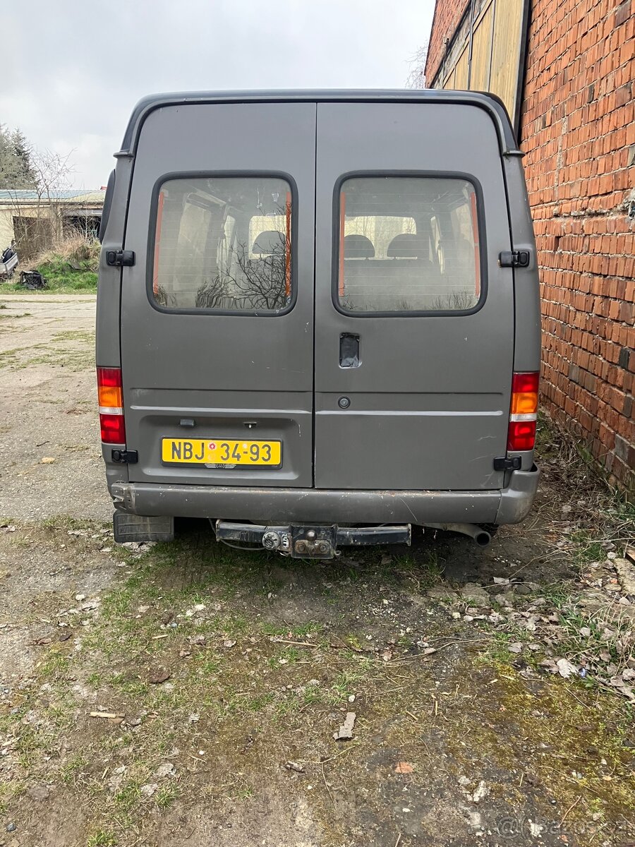 Ford Transit 2,5D - 3