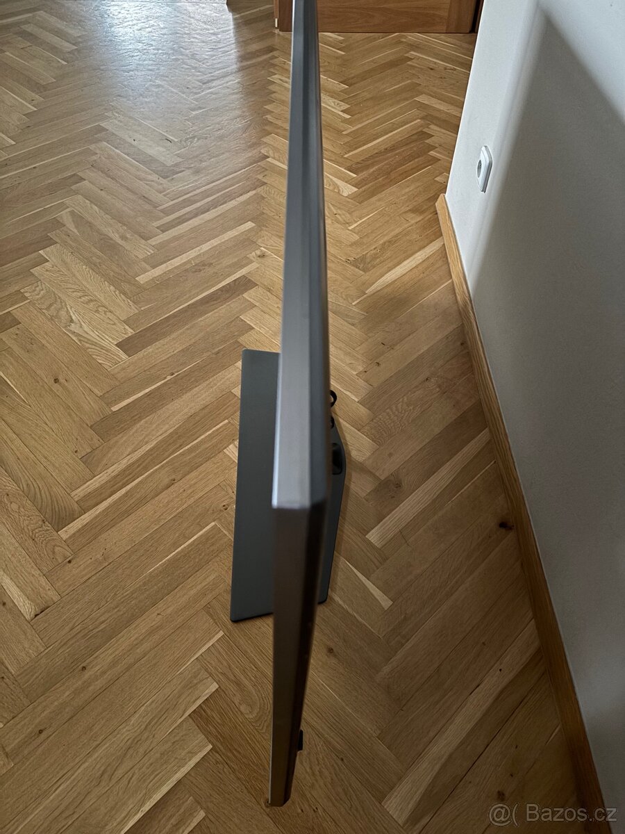 Televizor Philips UHD 3D Led + Set-top-box - 3